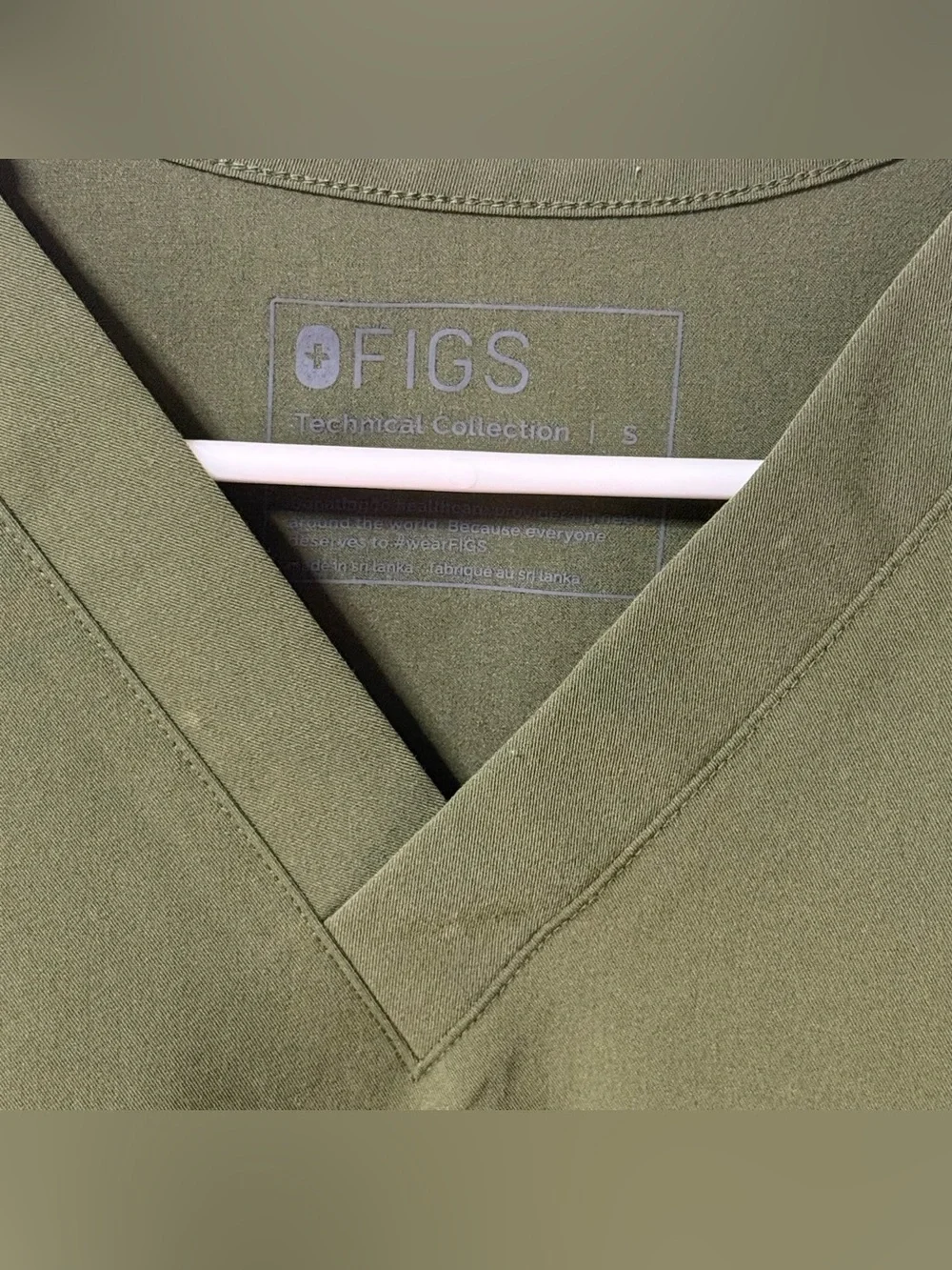 FIGS Technical Collection Mens Medium Green Scrub Set Pants Top Cairo Leon Small